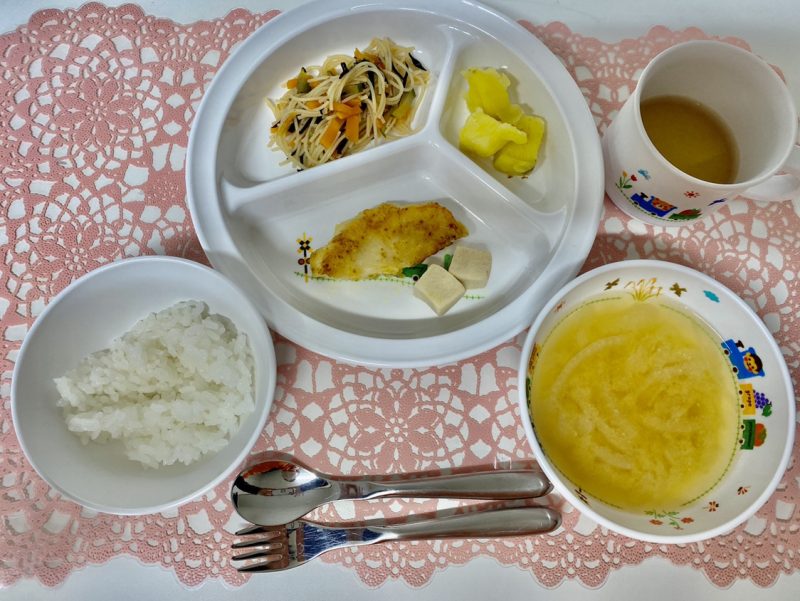 10月6日(木)の給食・おやつ