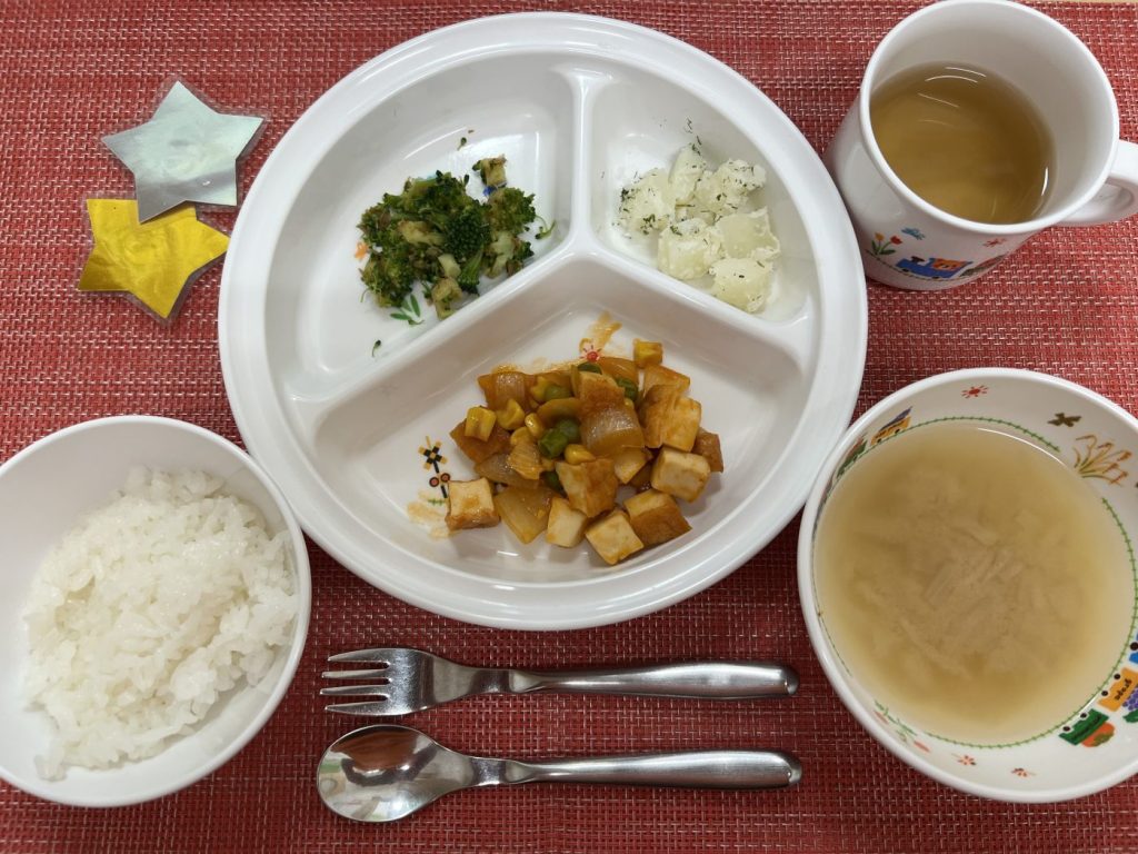 【1月28日㈫の給食・おやつ】