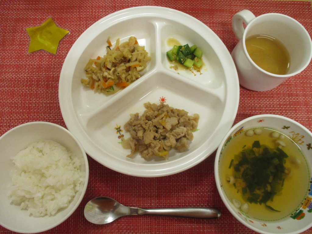 【4月24日㈭の給食・おやつ】