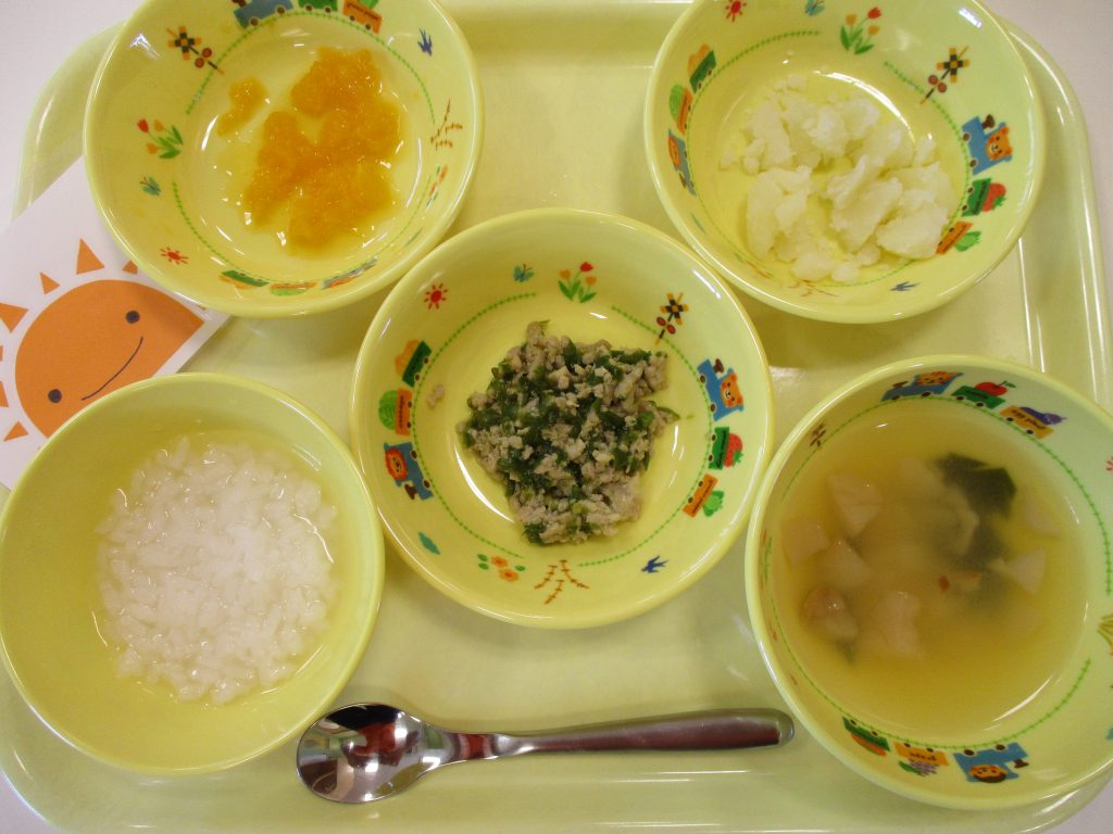 10月7日(金)の給食・おやつ