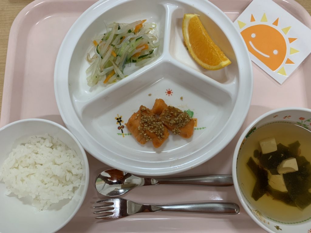 11月9日(水)の給食・おやつ