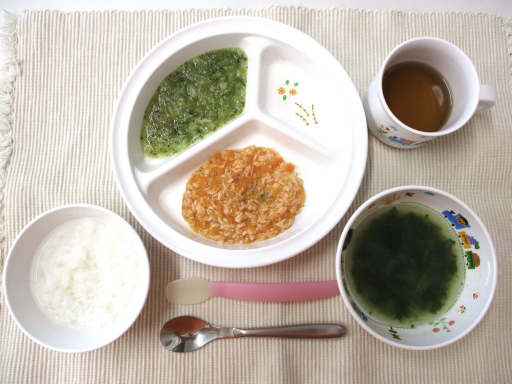 8月1日(火)の給食・おやつ