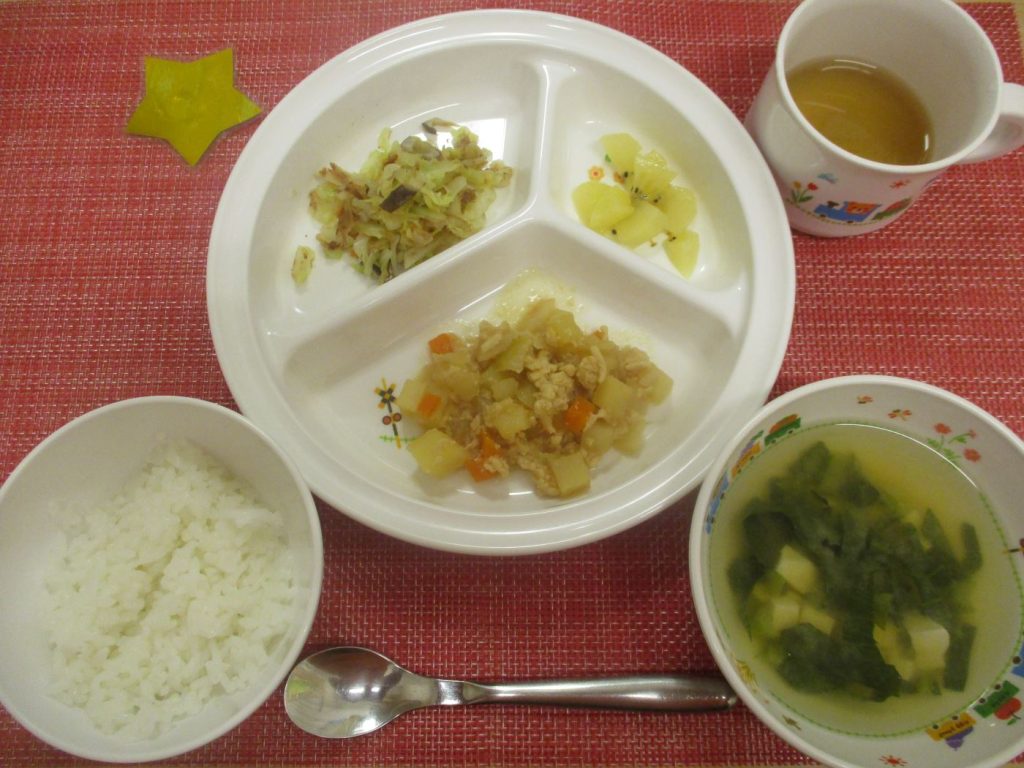 【8月1日㈮の給食・おやつ】