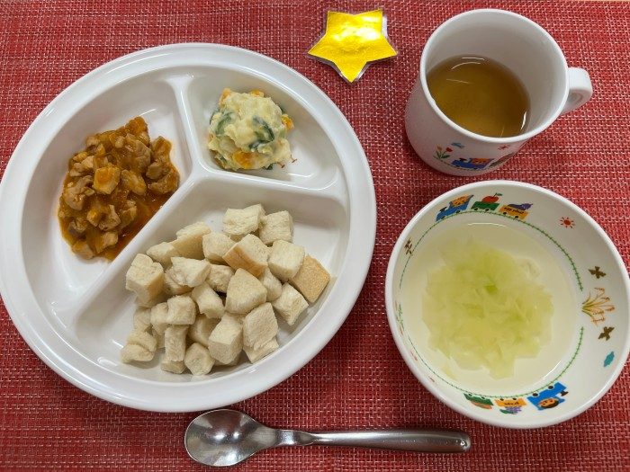 【10月22日㈬の給食・おやつ】