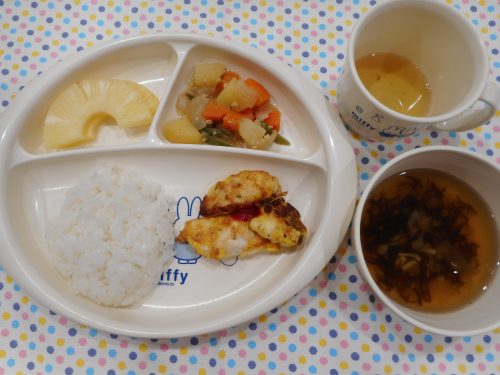 6月２１日の給食( *´艸｀)