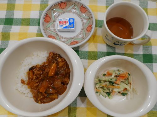 ７月４日の給食(*’▽’)