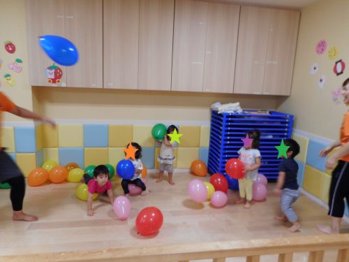 バルーンベッド＆カラフルアイス?