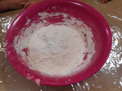 小麦粉粘土＆お月見製作☆