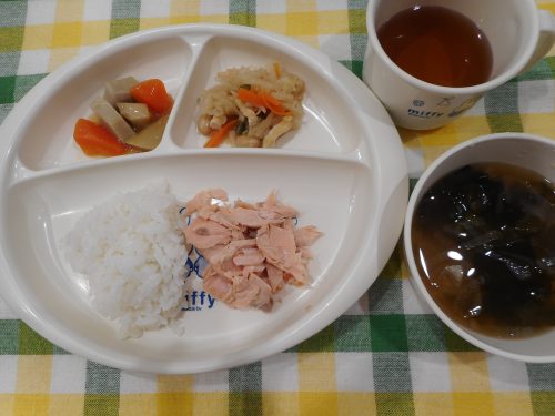11月6日の給食(^_-)-☆