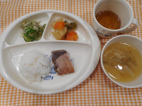 11月27日の給食(^^♪