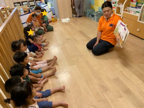 ★読み聞かせの様子★