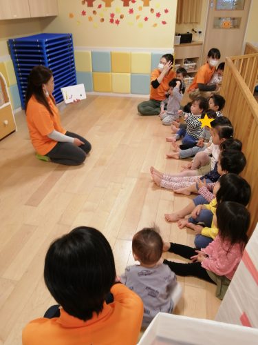 ★読み聞かせの様子★