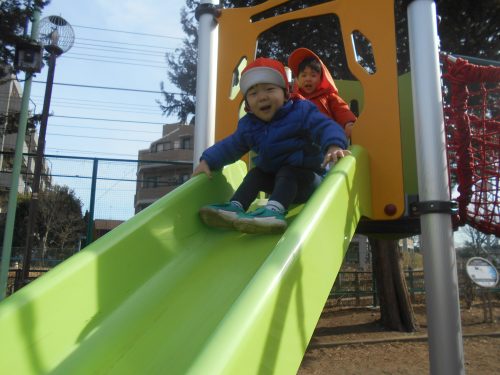 お外は気持ちいいぞ(^^♪