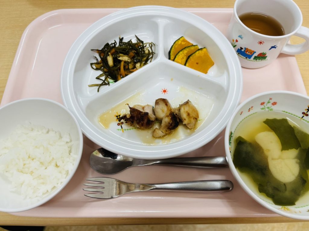 12月20日(火)の給食・おやつ
