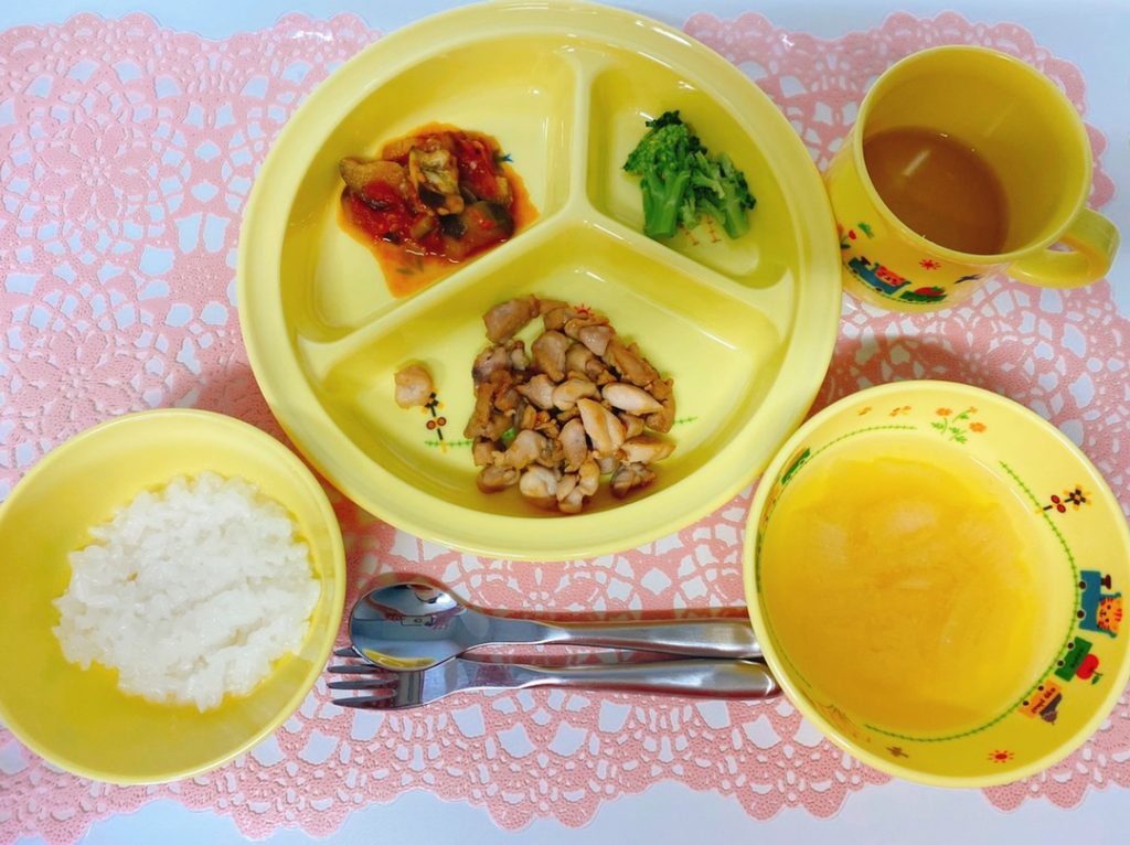 6月15日(木)の給食・おやつ