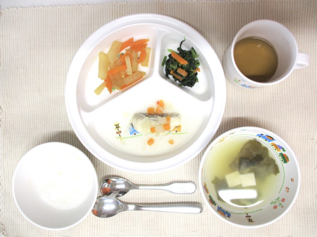 ６月１６日(金)の給食・おやつ