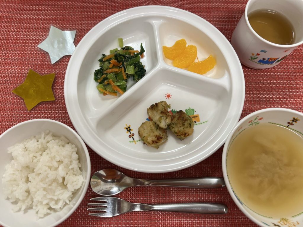 【11月12日㈫の給食・おやつ】