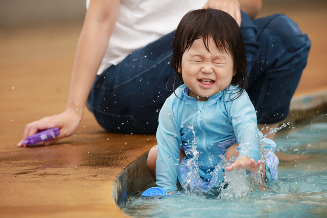 実は甘えたい？お友達を噛む理由