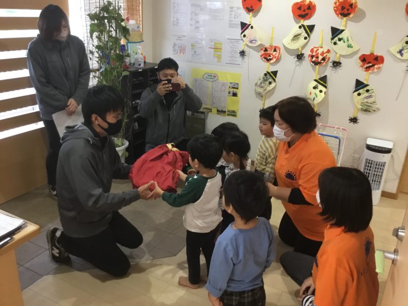 📕１１月２日絵本ブログ📕　～freestyleさんからの贈り物～