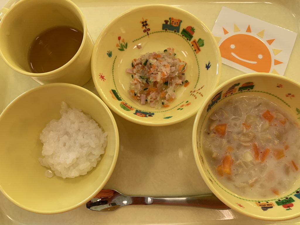 11月13日(金)の給食・おやつ