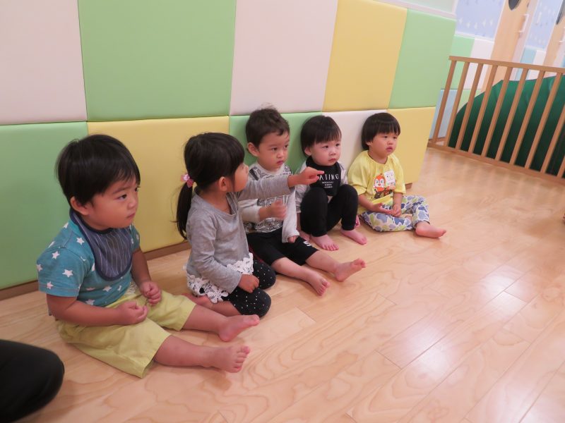 ☆ハロウィンの壁面・絵本タイム☆