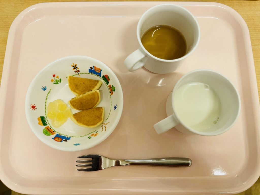 4月20日(木)の給食・おやつ