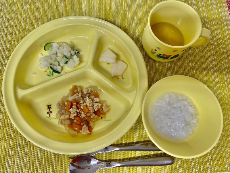 10月13日（木）の給食・おやつ