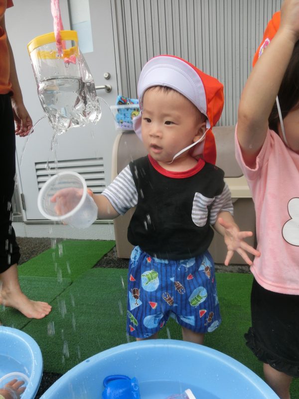 💖水遊びとカマキリ💖