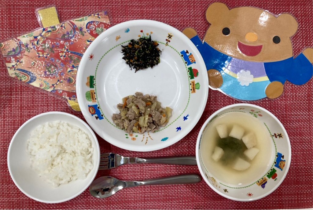 1月27日(土)の給食・おやつ