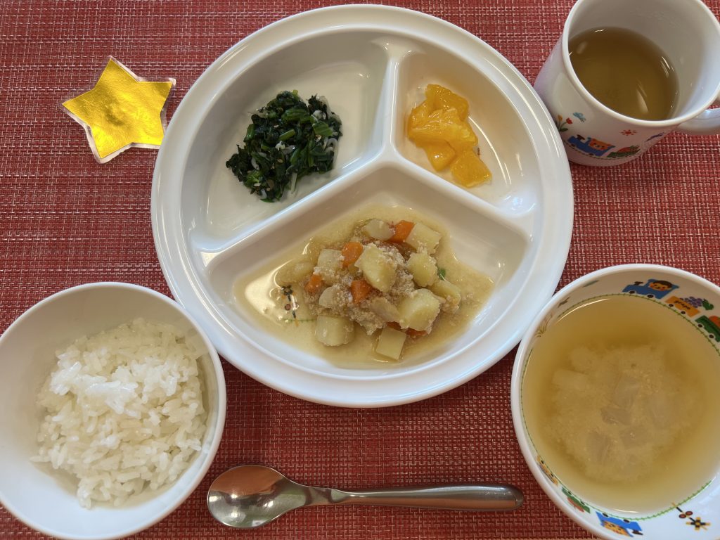 【5月15日㈭の給食・おやつ】