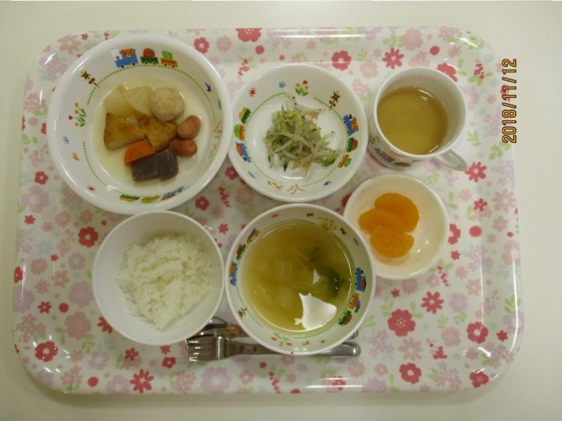 １１月１２日（月）のこんだて