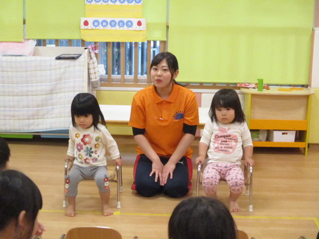 2月の誕生会?&りんご組ひな人形製作??