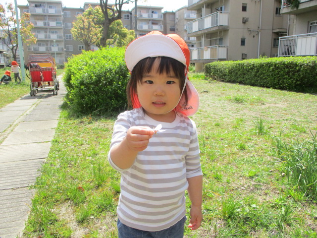 12月24日(金)の給食・おやつ