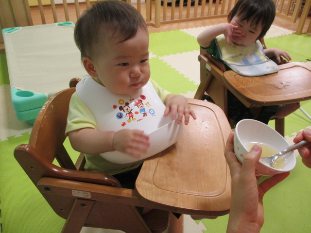 おいしく食べてます❕　給食?＆おやつ?