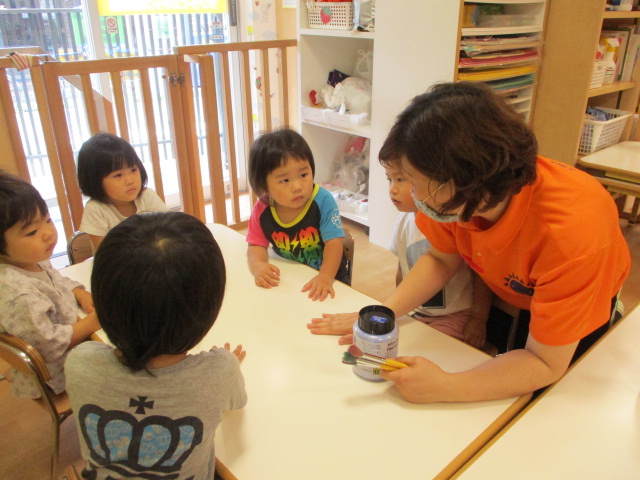 絵の具遊び~フィンガーペインティング～?