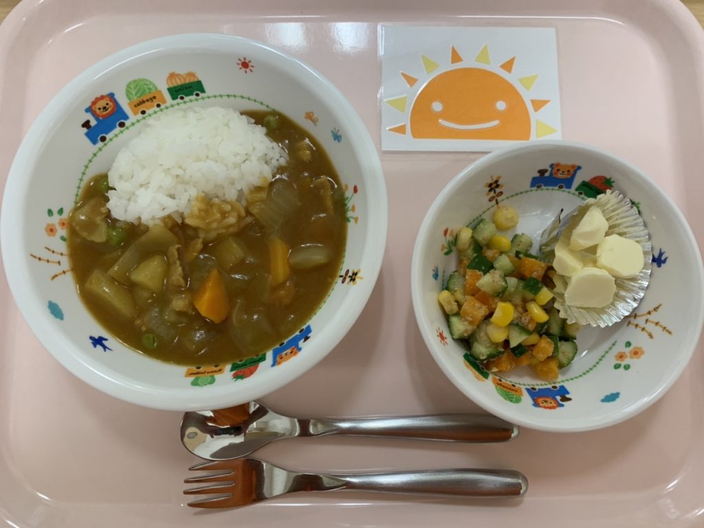 11月26日(土)の給食・おやつ
