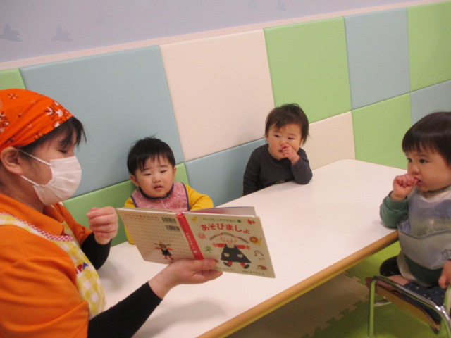 8月10日(木)の給食・おやつ