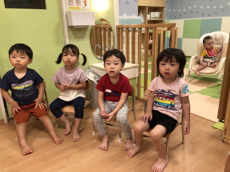 9月の道徳絵本?おともだちになってくれる？?＆台風の紙芝居