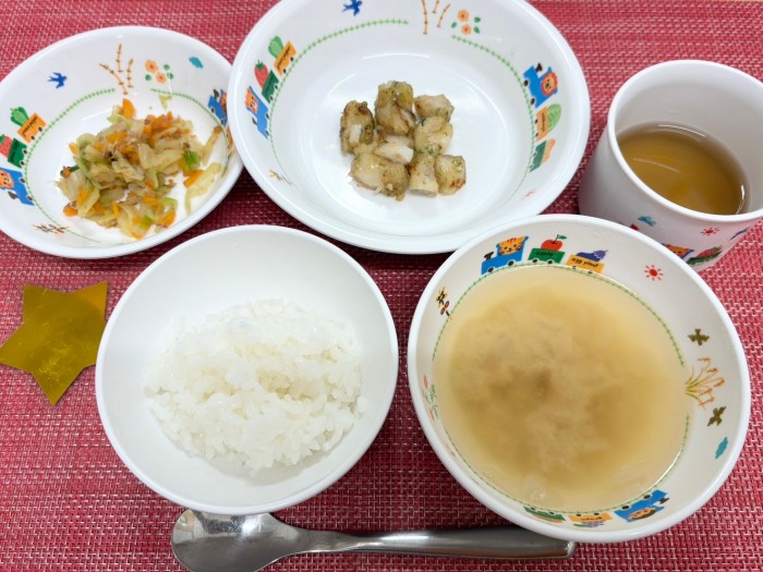 【4月16日㈭の給食・おやつ】