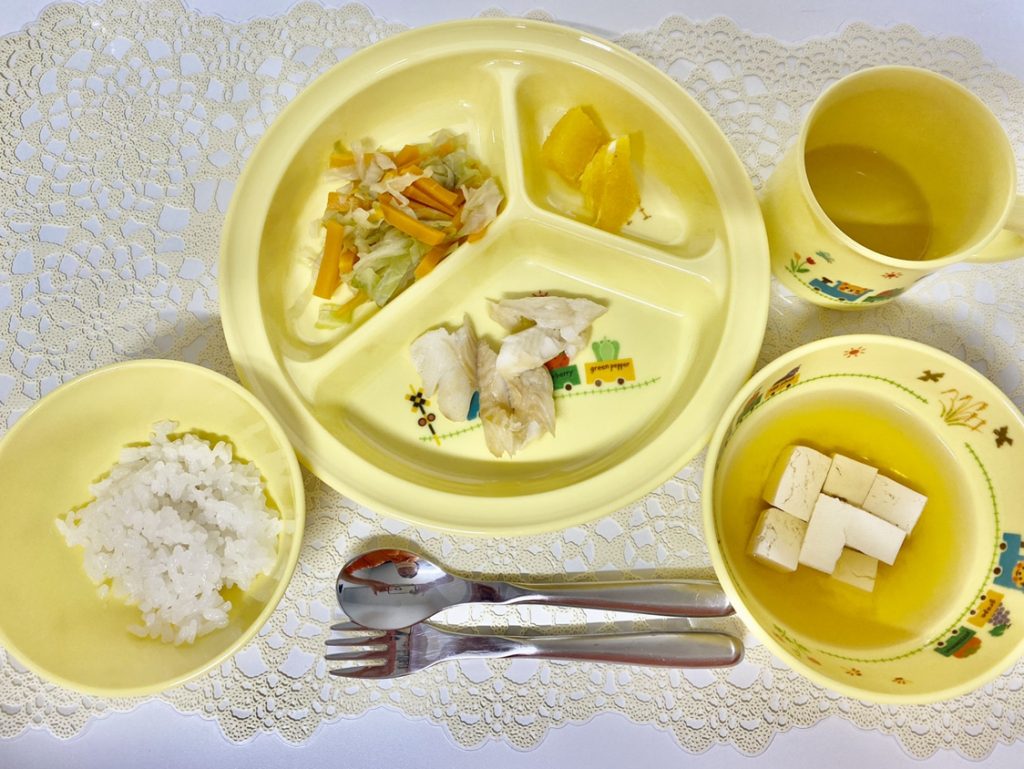 2月28日(火)の給食・おやつ