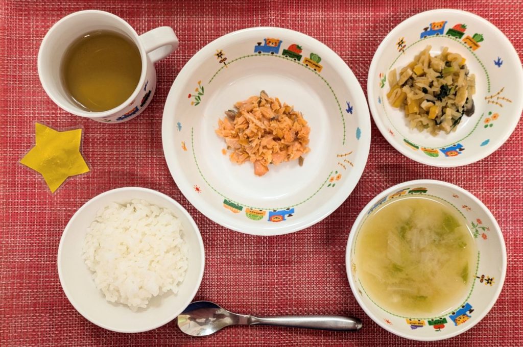 【9月3日㈬の給食・おやつ】