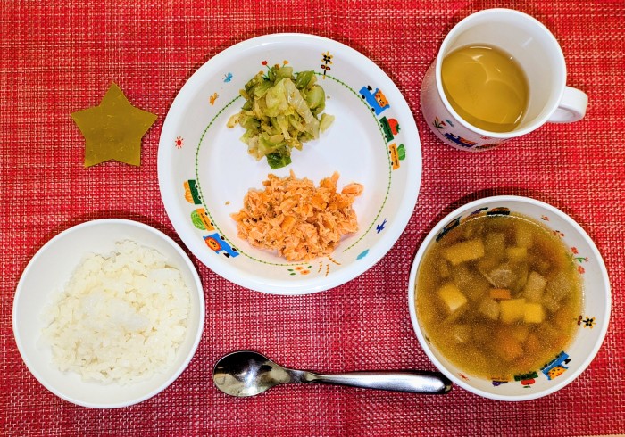 【11月14日㈮の給食・おやつ】