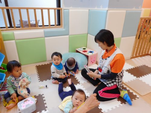 おへやであそぼう！！