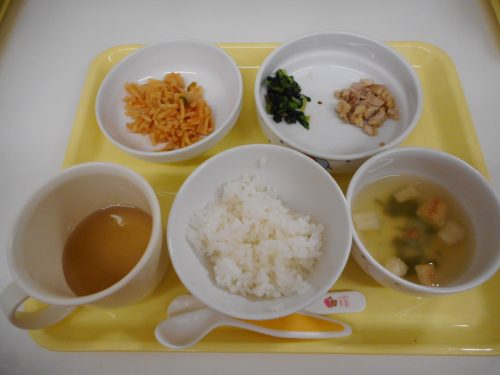 8月６日（月）の給食＆離乳食＆おやつメニュー