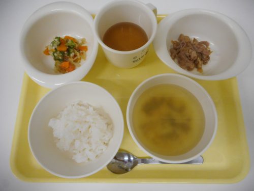 ８月23日（木）の給食＆おやつメニュー