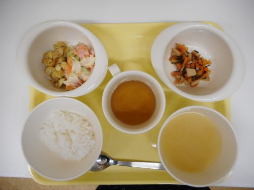 11月29日(木)の給食＆おやつメニュー