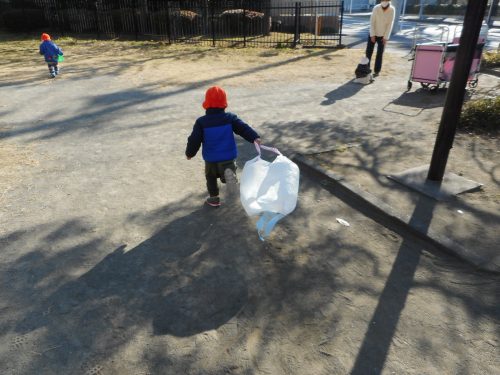 【小規模：津田沼園】今週は、凧揚げをしたよ♪