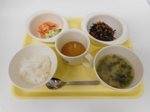 3月5日(火)本日の給食＆おやつメニュー