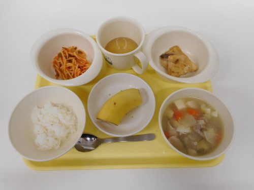 ３月２８日(木)のお給食＆おやつメニュー