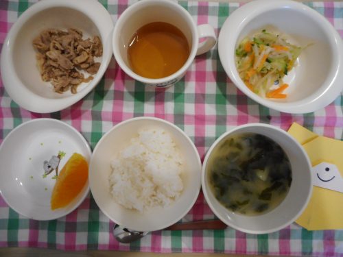 ４月２６日(金)の給食＆おやつメニュー